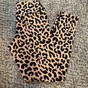 Vitality King Cheetah Leggings